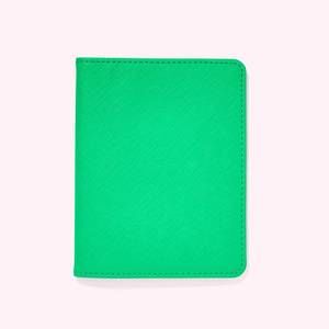 NEW STONEY CLOVER LANE textured passport case in avocado